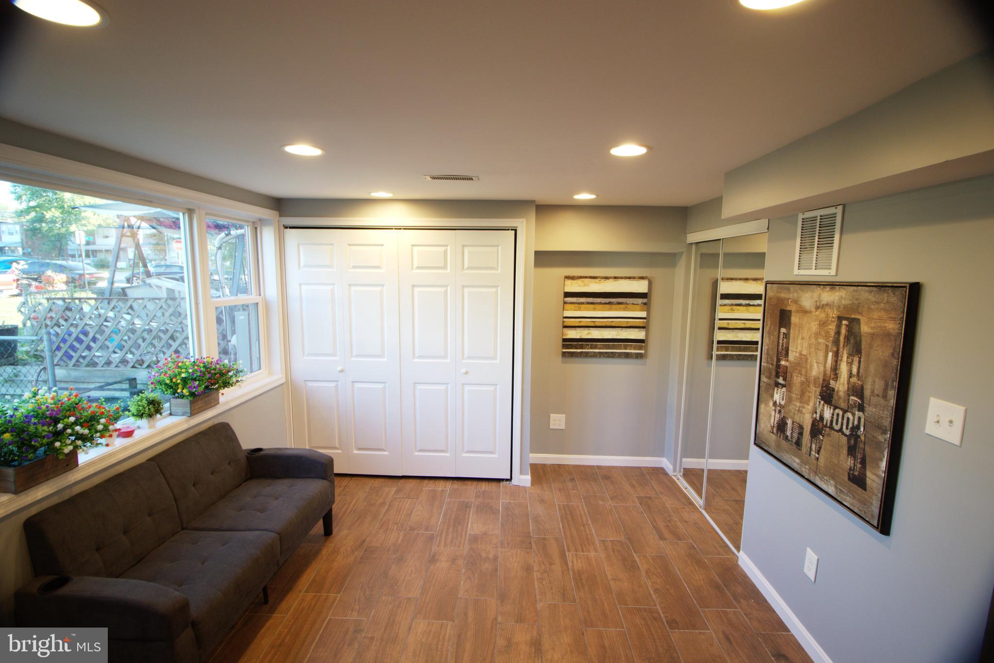 RIVERVIEW - Residential