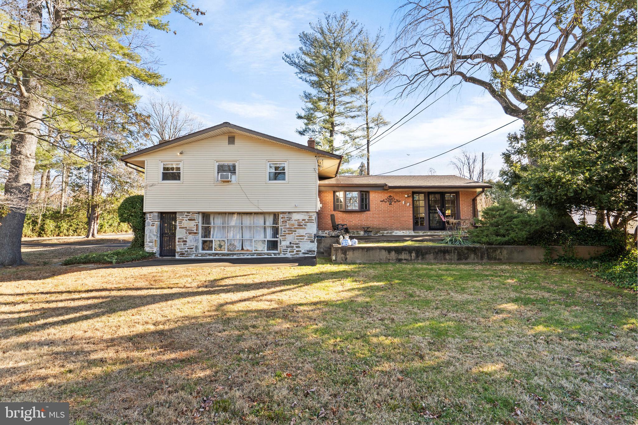 JUNE MEADOWS - Residential