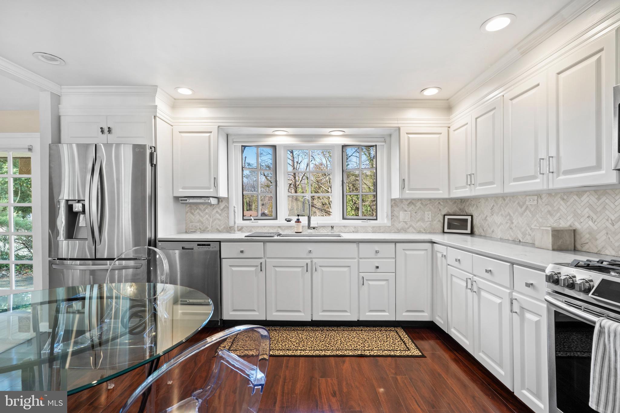 JUNE MEADOWS - Residential