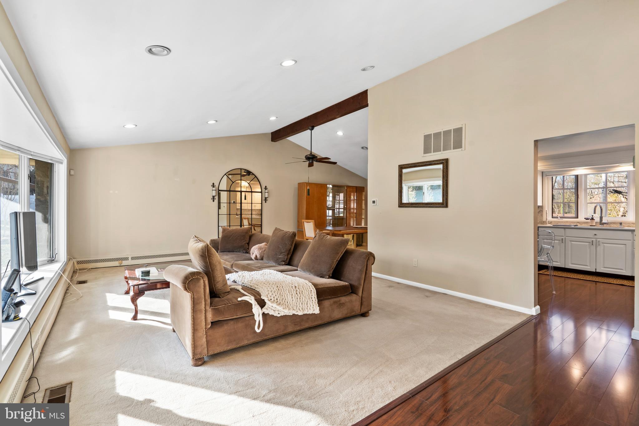 JUNE MEADOWS - Residential