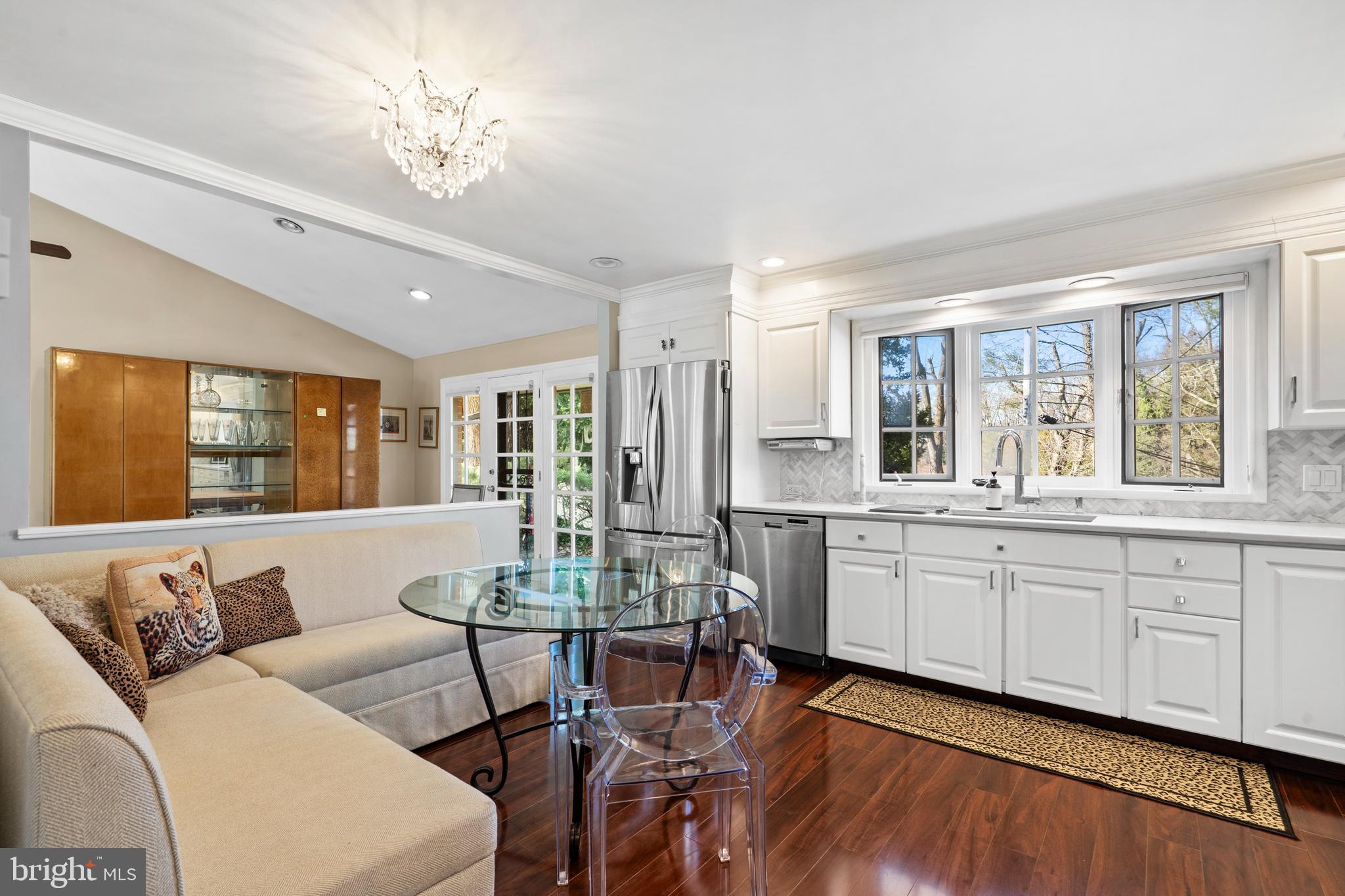 JUNE MEADOWS - Residential