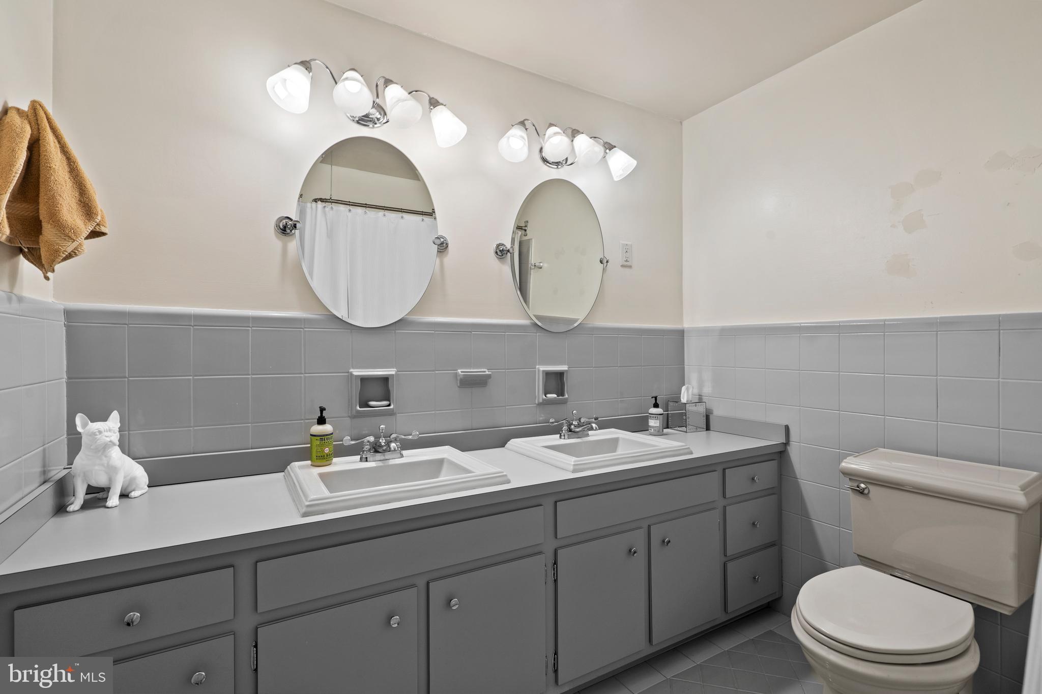 JUNE MEADOWS - Residential