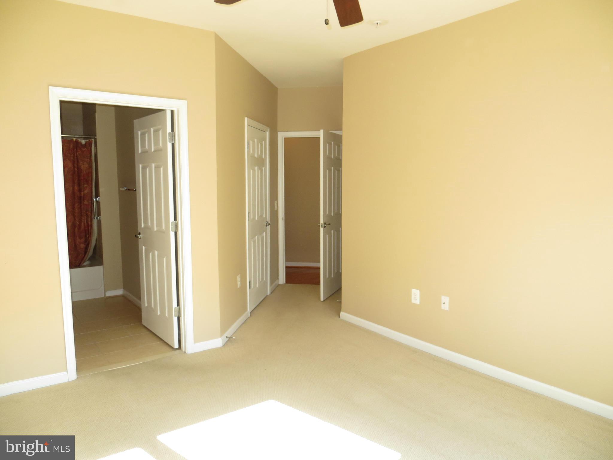 CHANTILLY PARK - Residential Lease