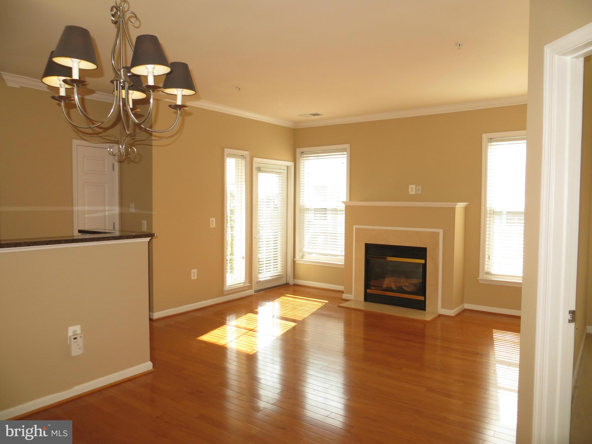 CHANTILLY PARK - Residential Lease