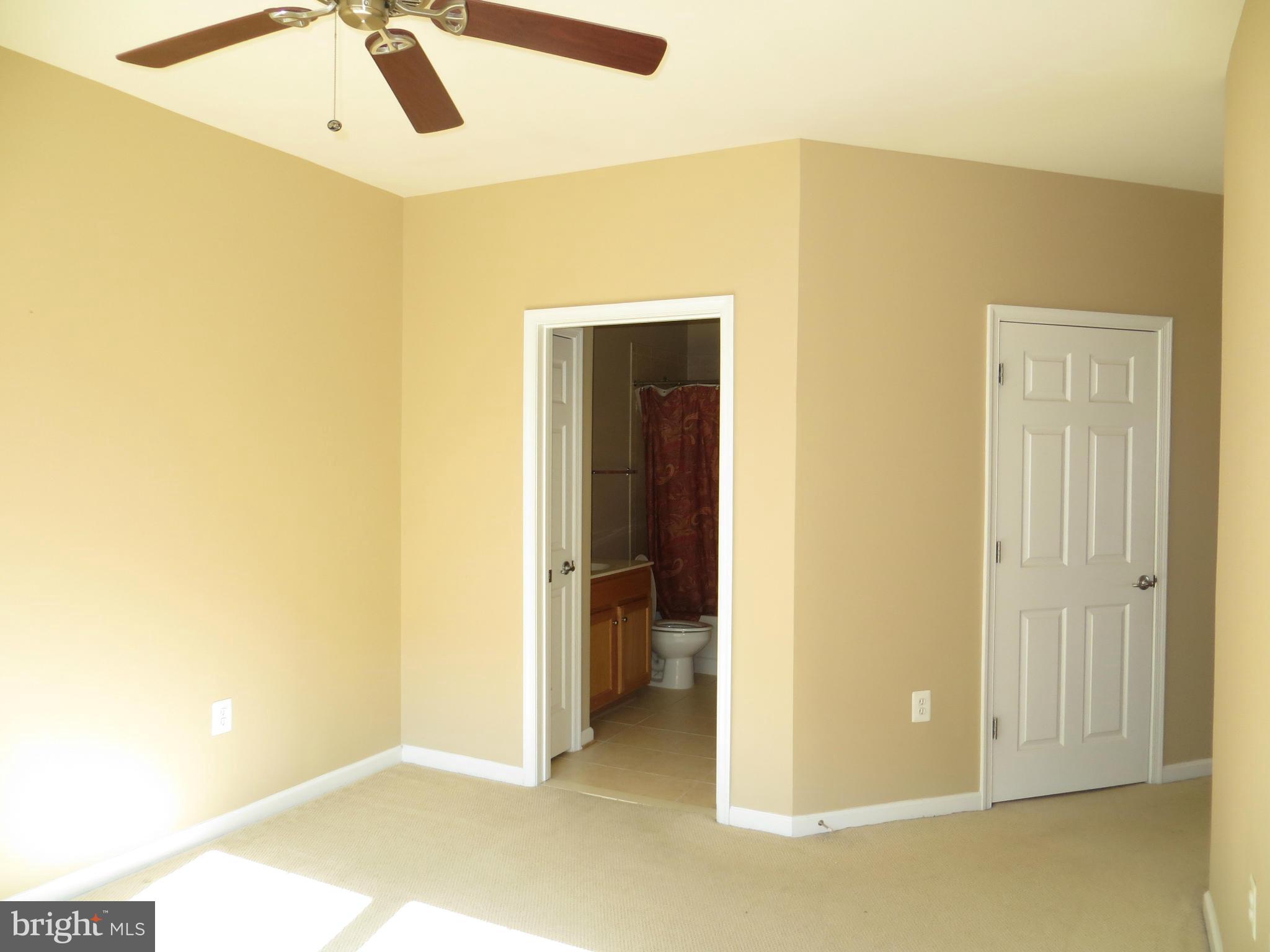 CHANTILLY PARK - Residential Lease