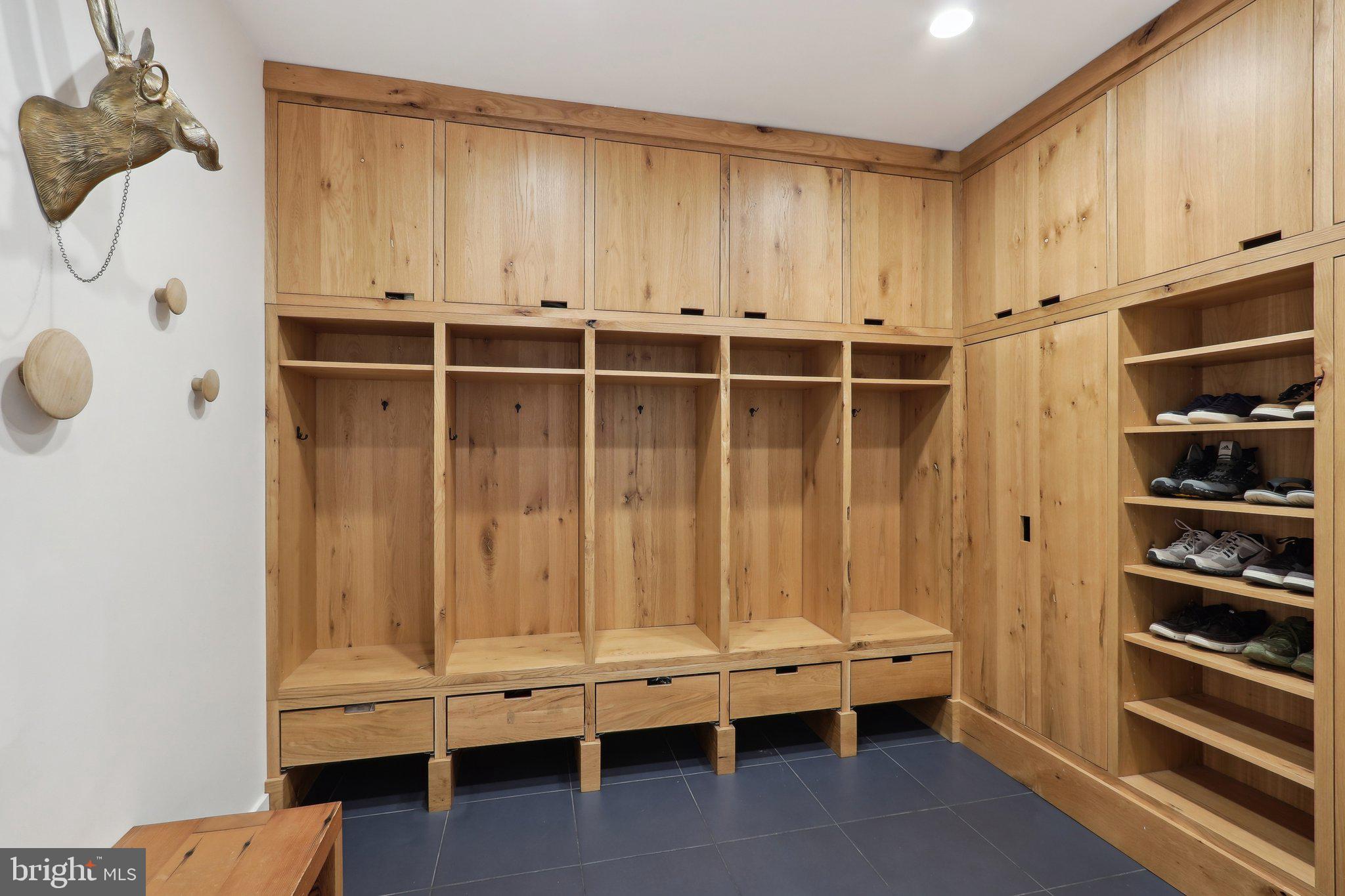 HAWTHORNE - Residential