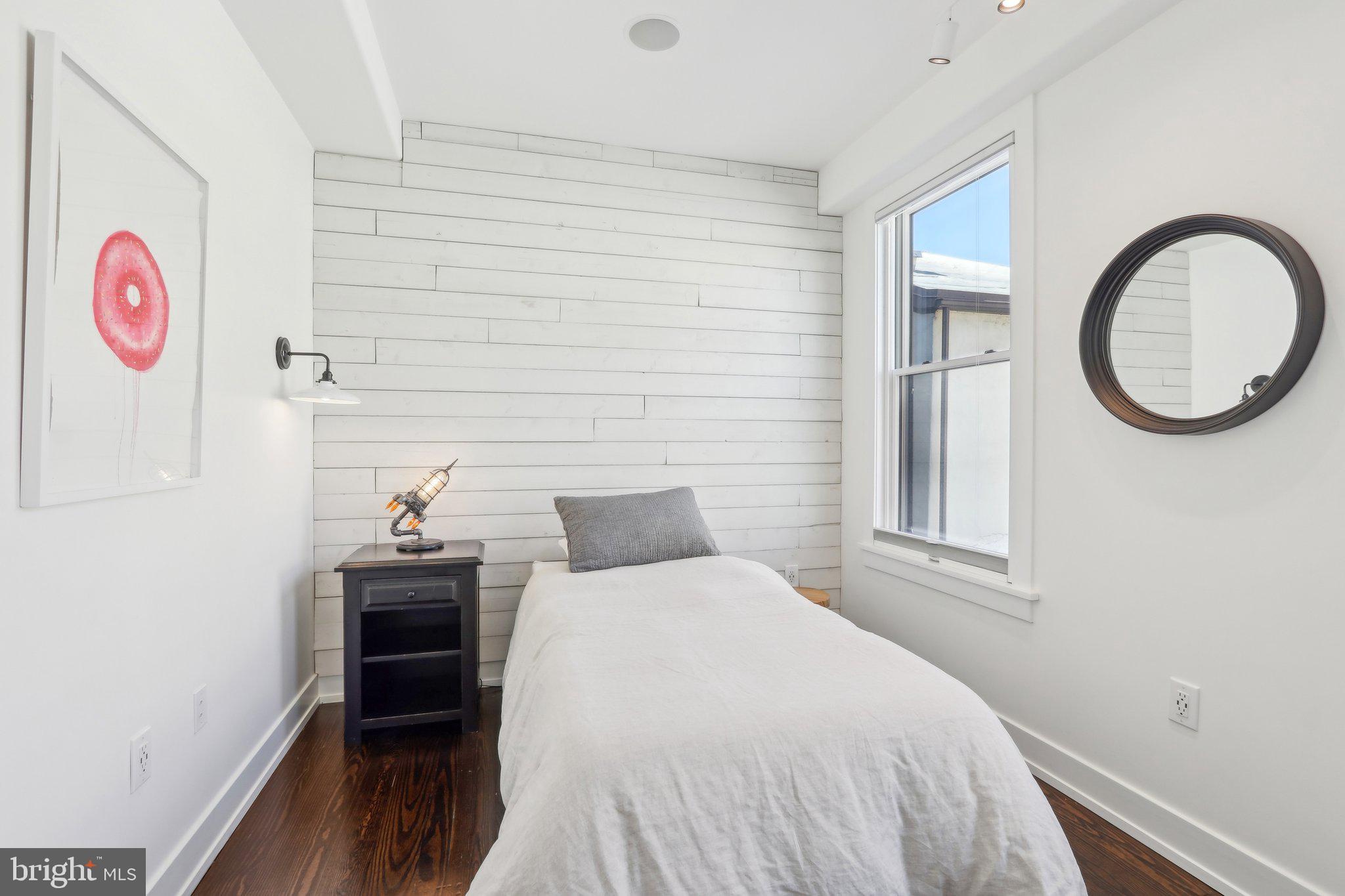 HAWTHORNE - Residential