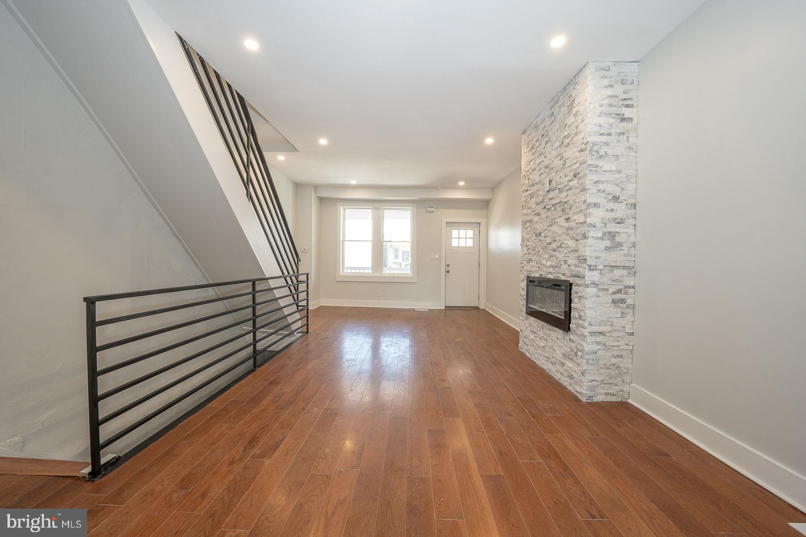 COBBS CREEK - Residential