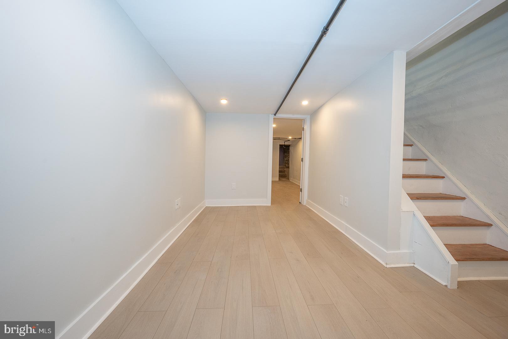COBBS CREEK - Residential