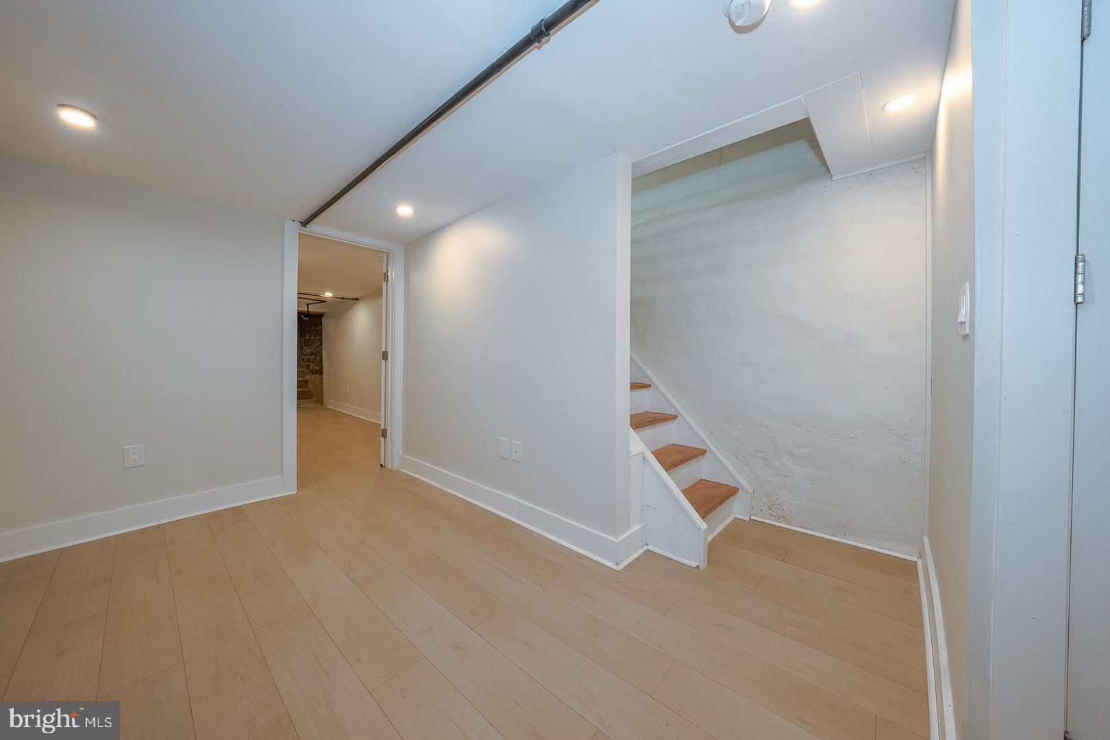 COBBS CREEK - Residential