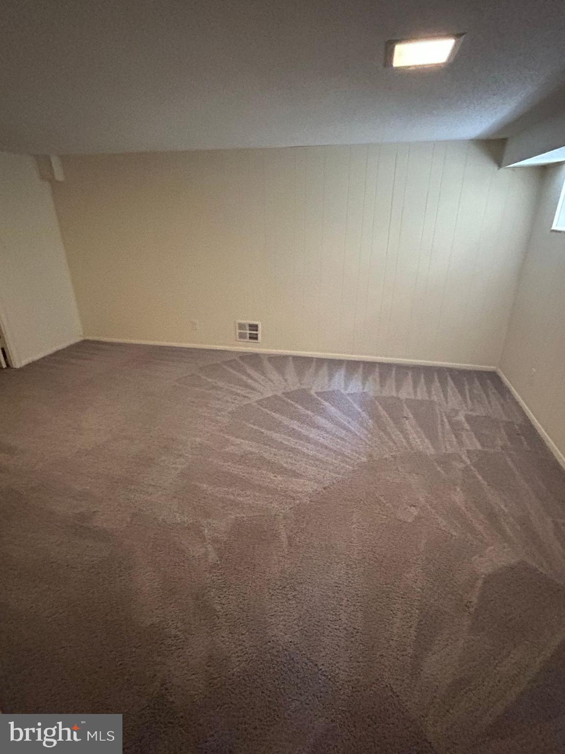 FAIRLINGTON VILLAGES - Residential Lease