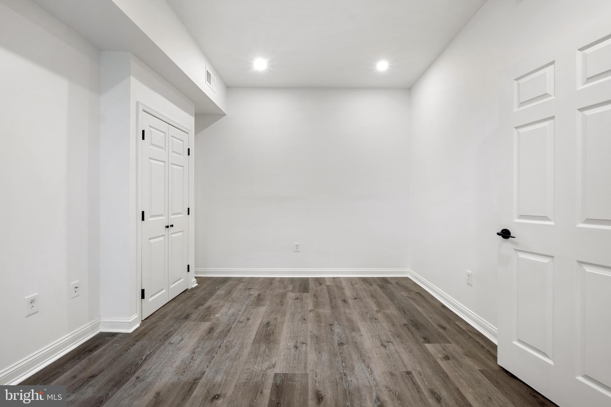 RITTENHOUSE SQUARE - Residential Lease