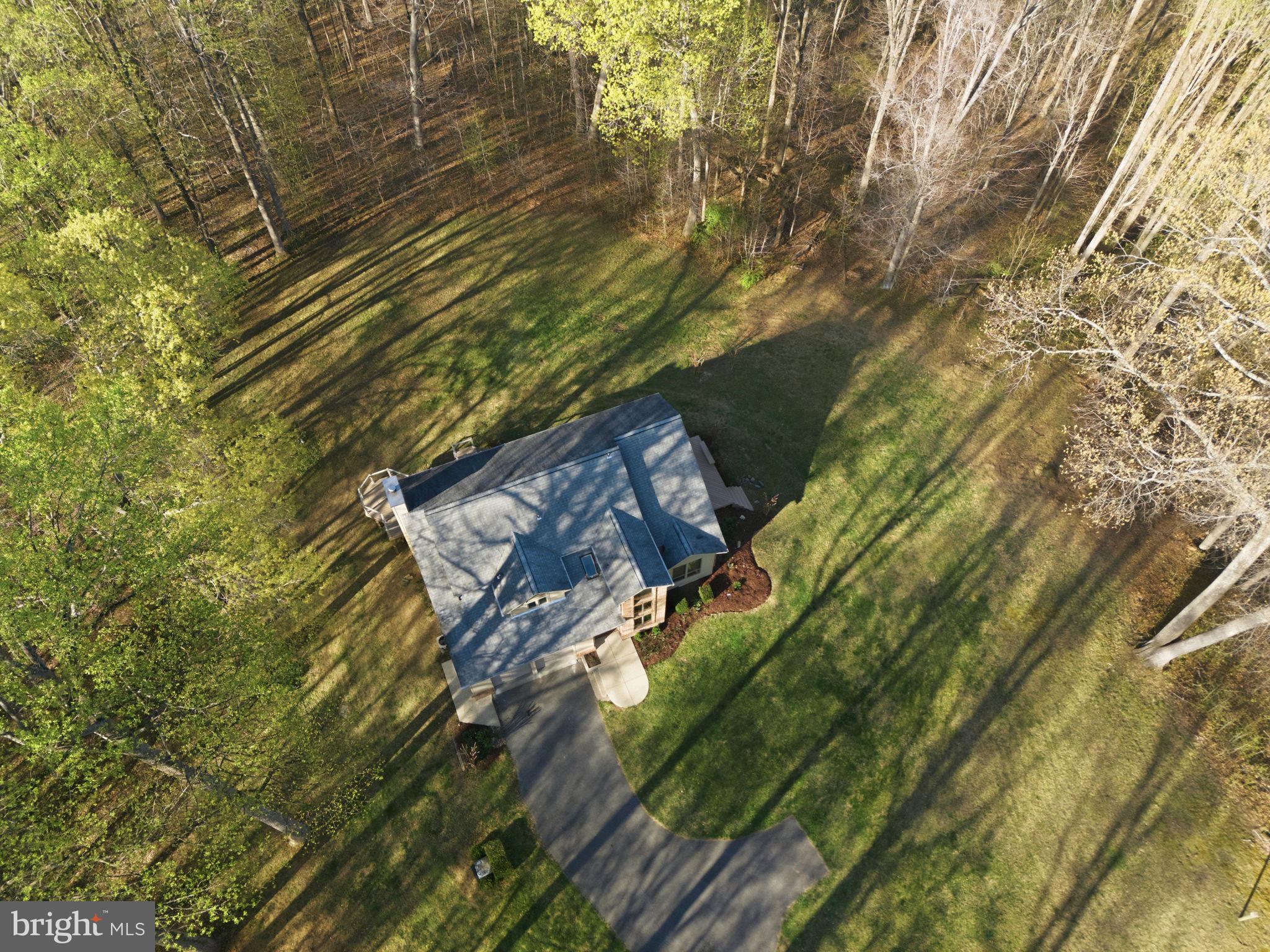 HUCKLEBERRY WOODS - Residential