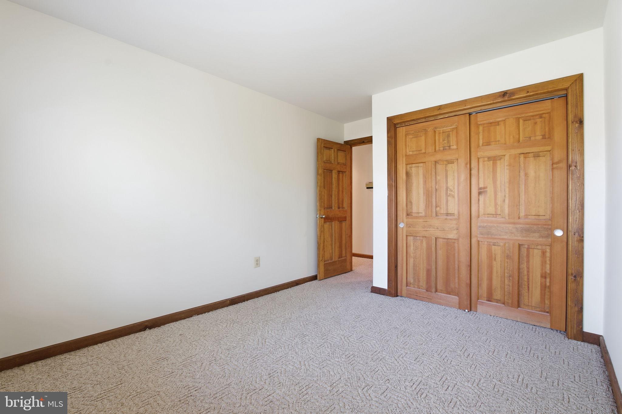 HUCKLEBERRY WOODS - Residential