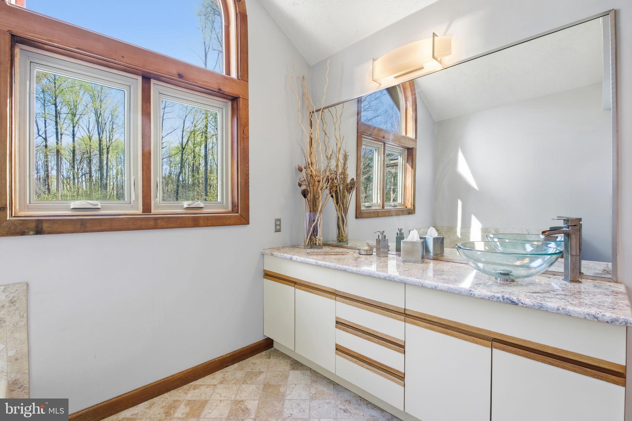 HUCKLEBERRY WOODS - Residential