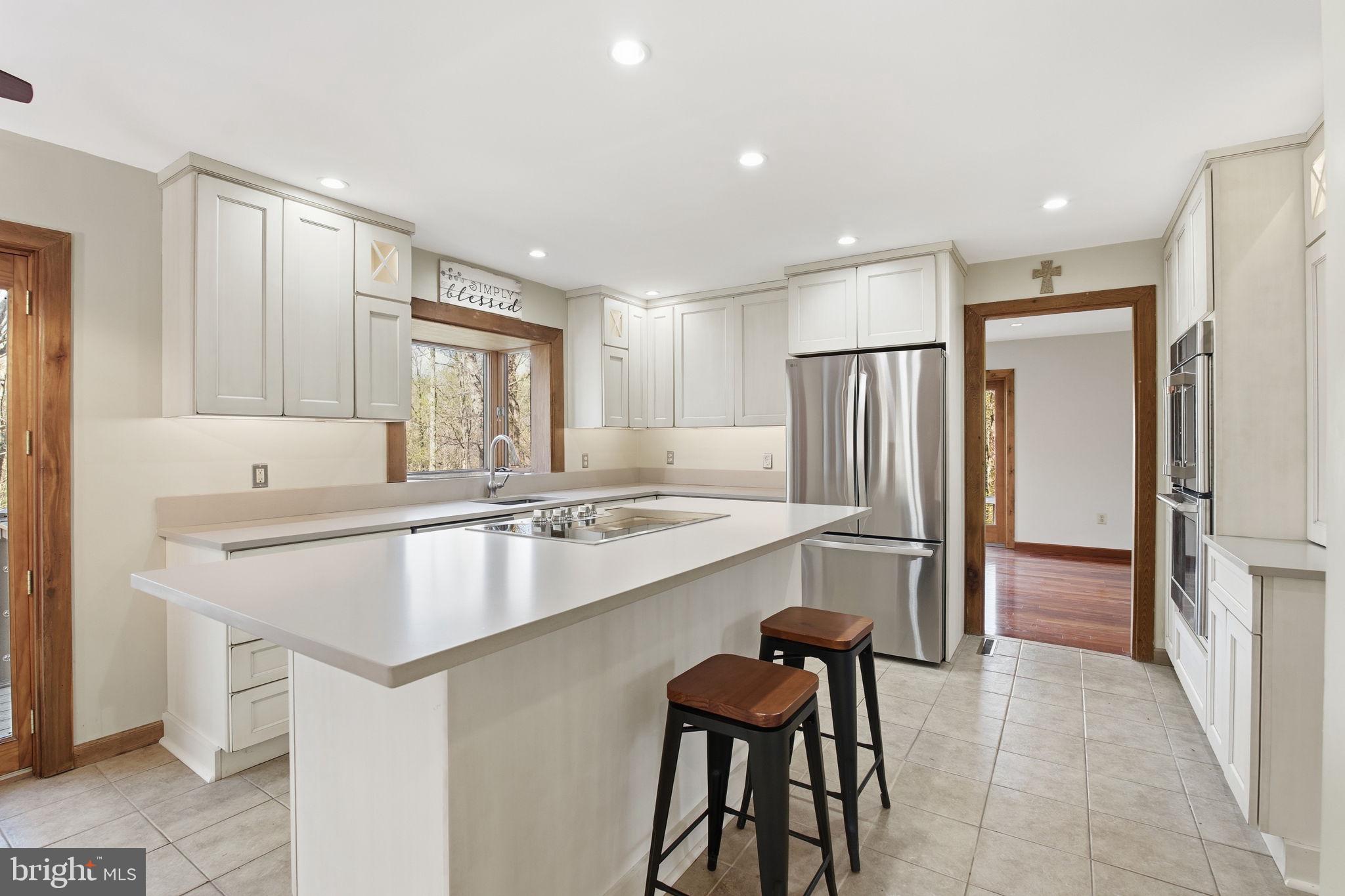 HUCKLEBERRY WOODS - Residential