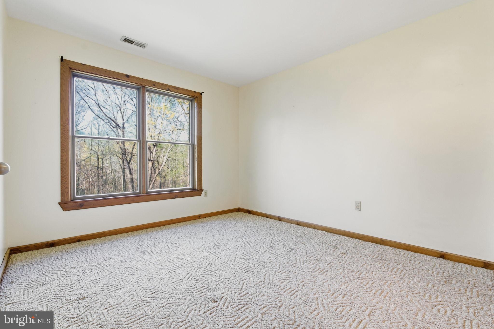 HUCKLEBERRY WOODS - Residential