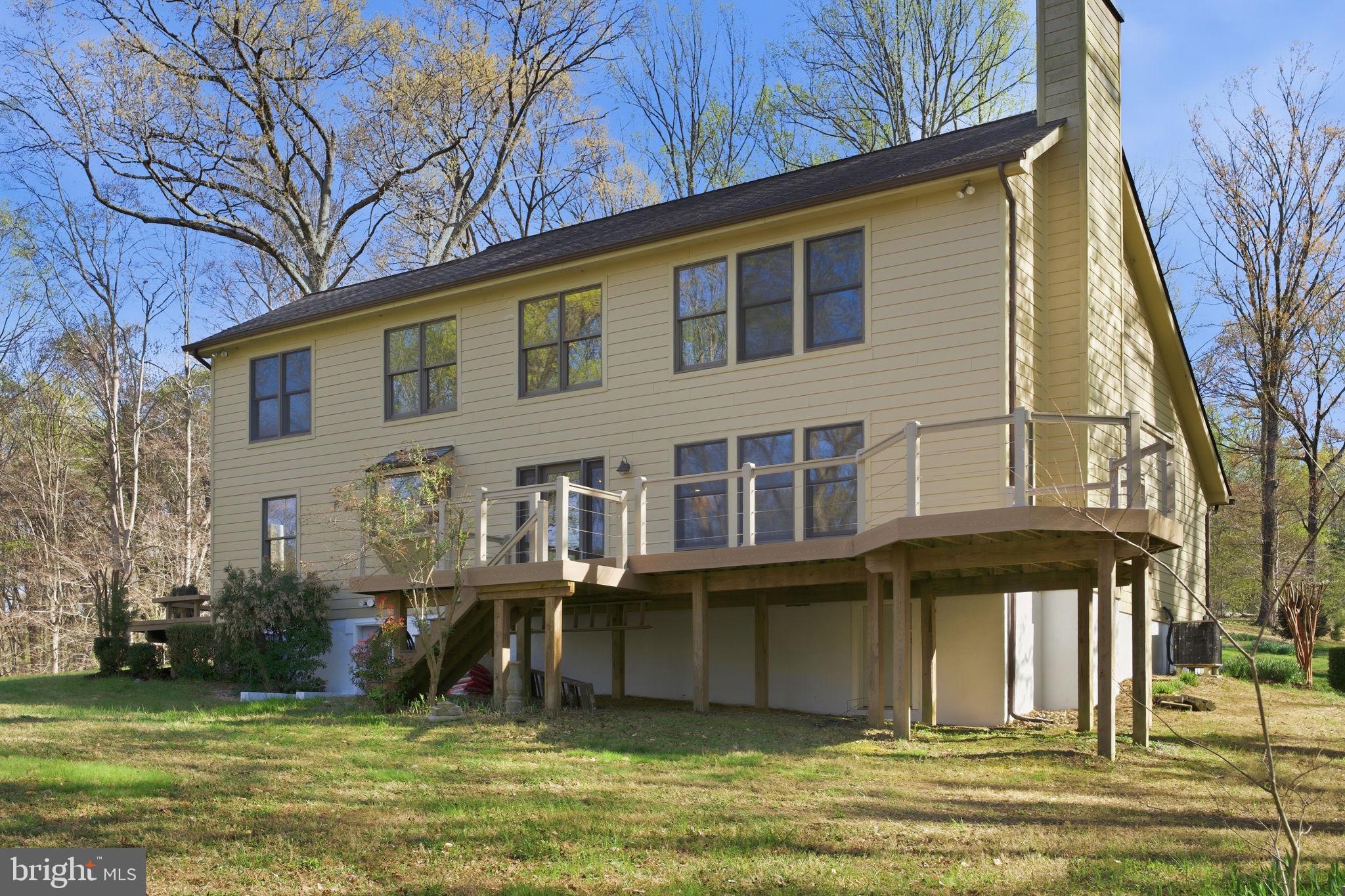 HUCKLEBERRY WOODS - Residential