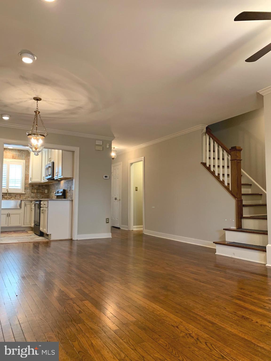 FEDERAL SQUARE - Residential Lease