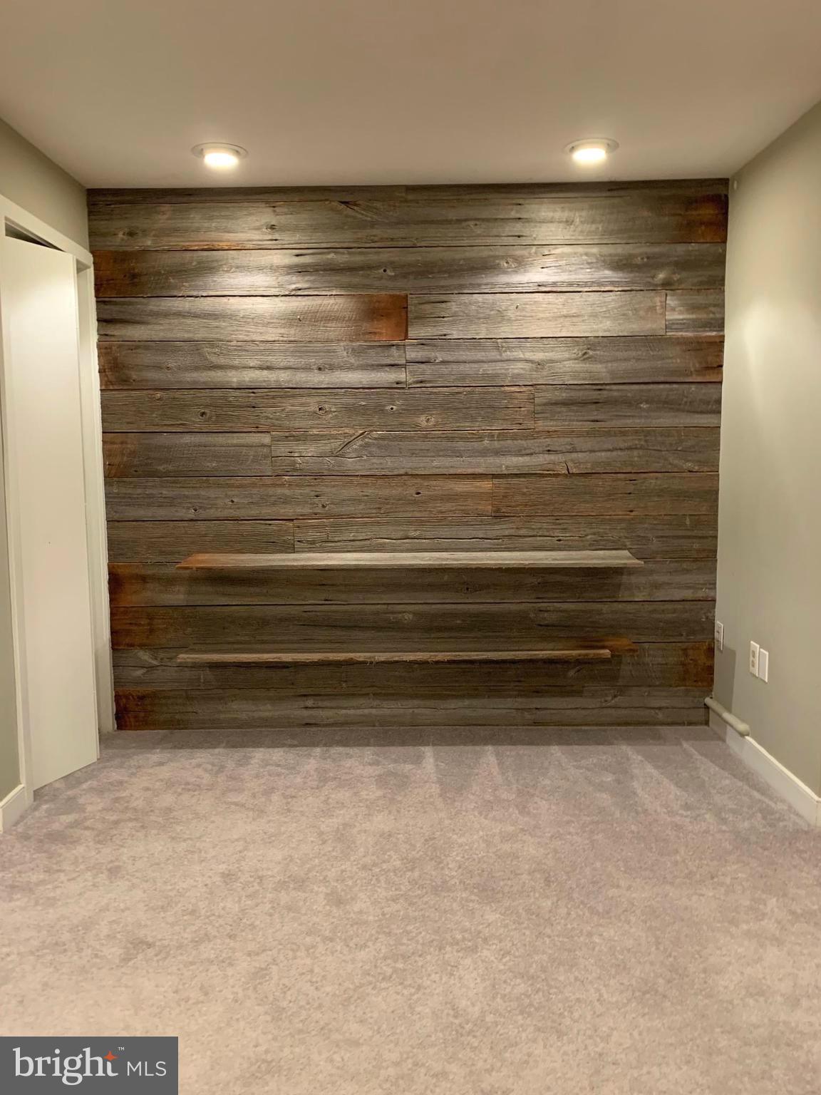 FEDERAL SQUARE - Residential Lease