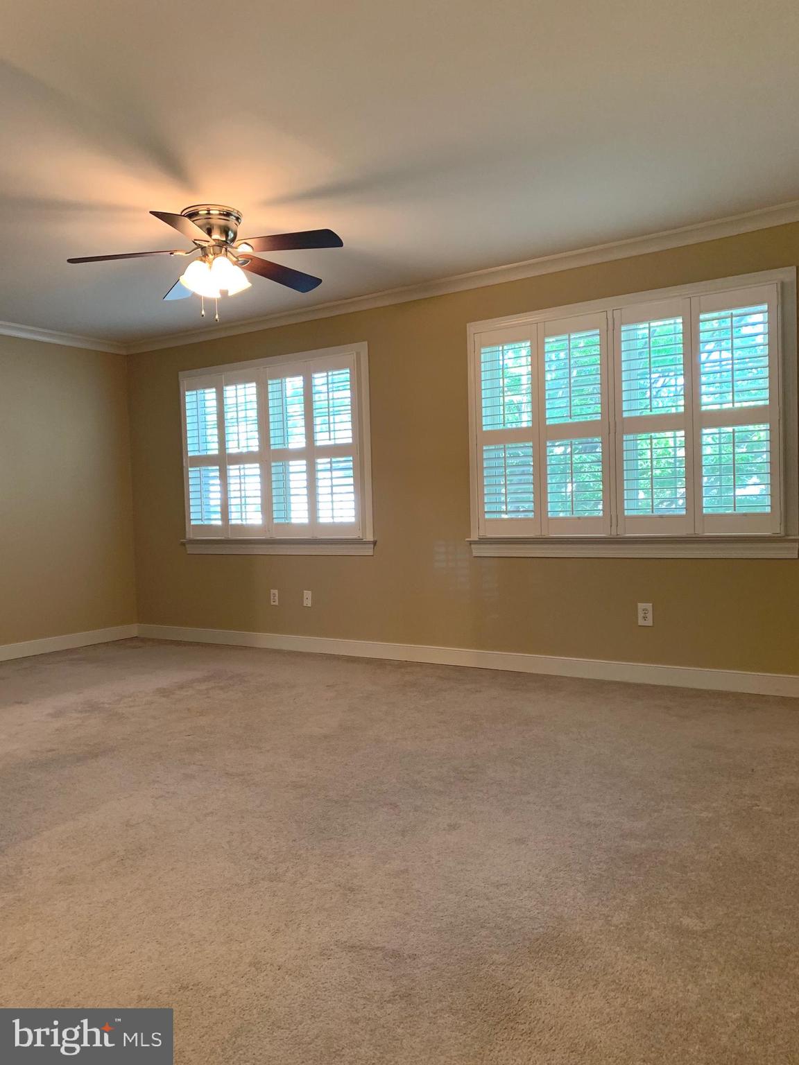 FEDERAL SQUARE - Residential Lease