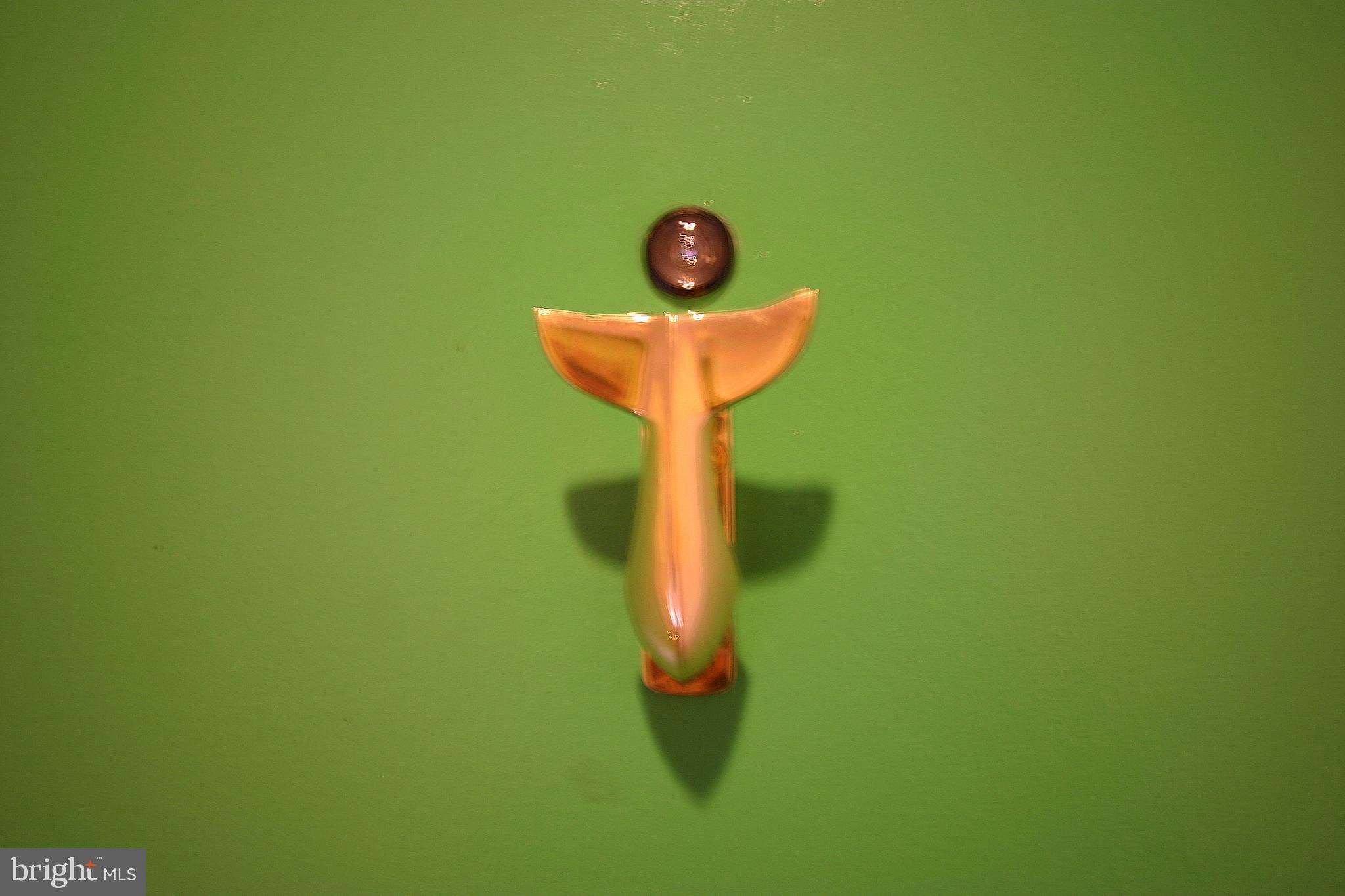 WHALES TAIL - Residential