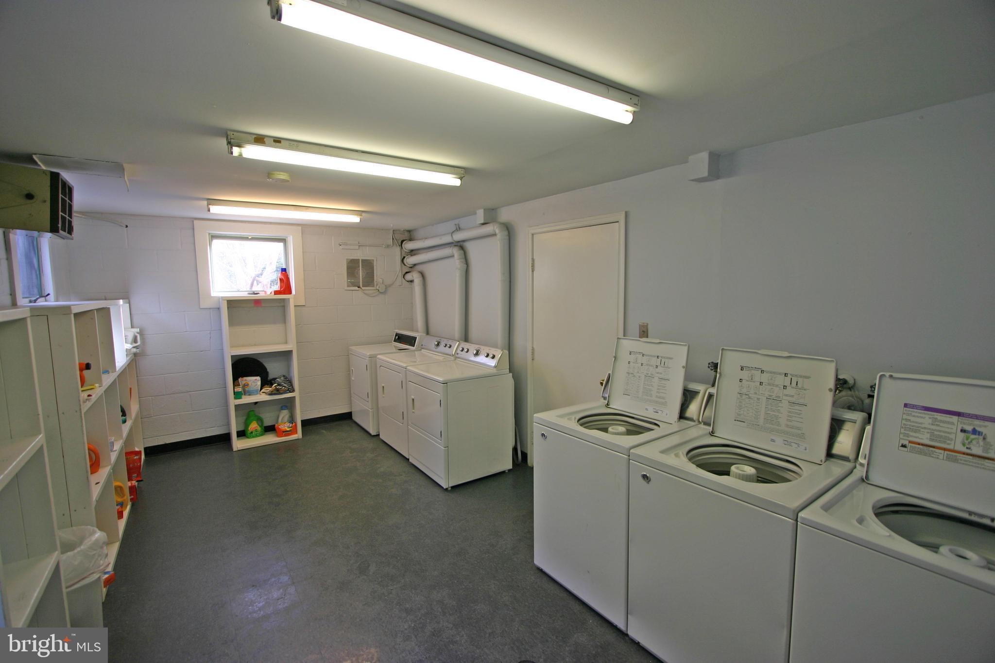 WHALES TAIL - Residential