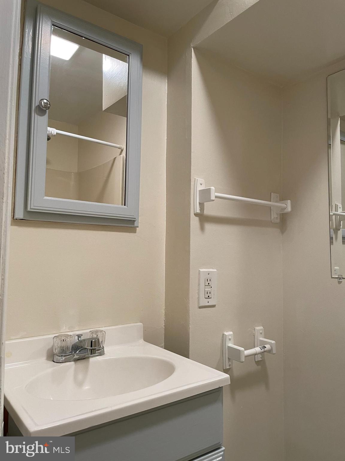 PRINCE PLACE III - Residential