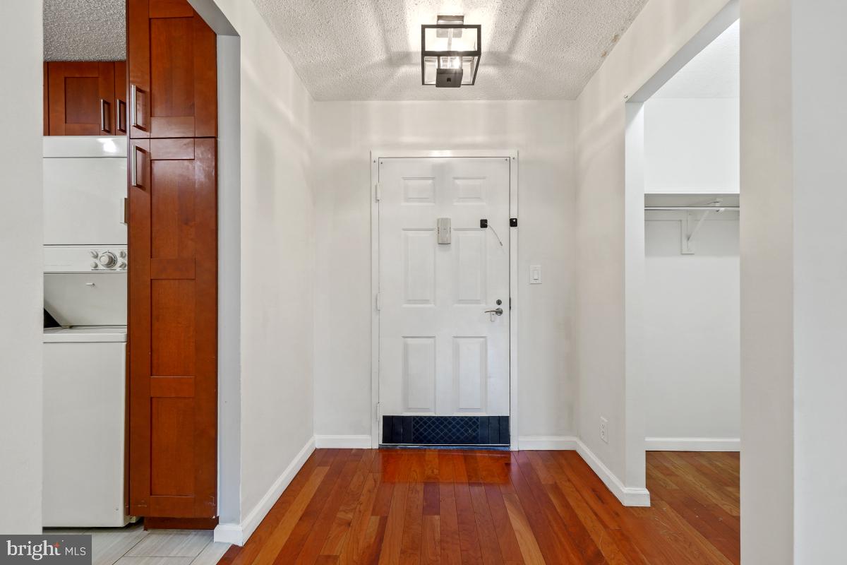 5904 MOUNT EAGLE DRIVE 105