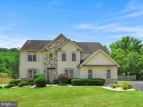 2999 LEGACY LANE YORK PA 17402