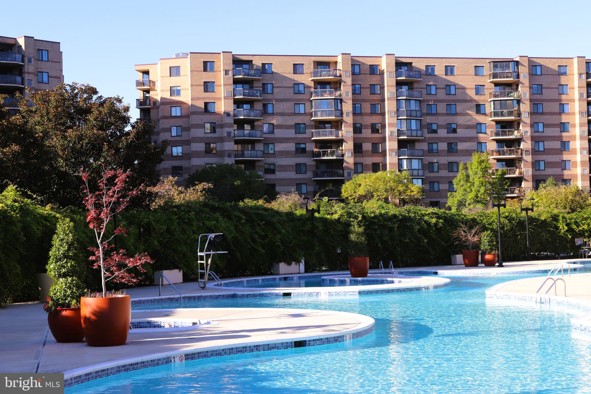 ROTONDA - Residential