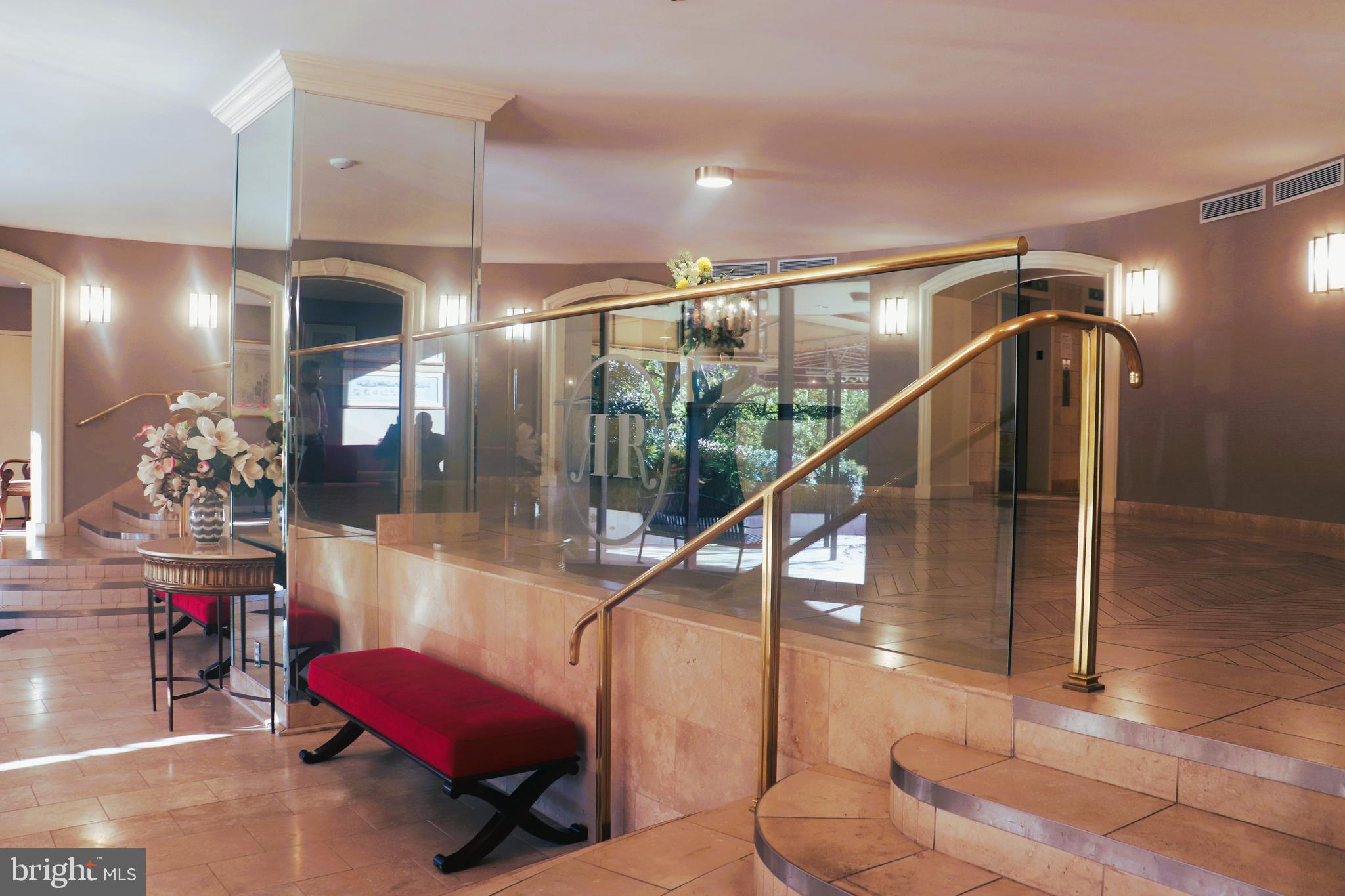 ROTONDA - Residential