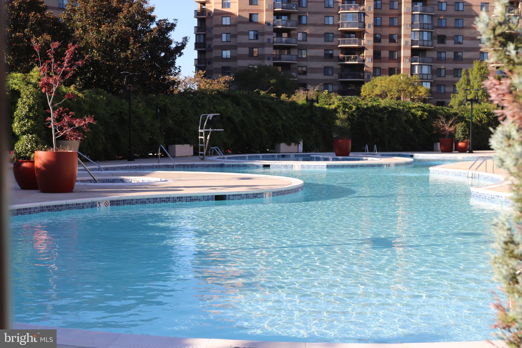 ROTONDA - Residential