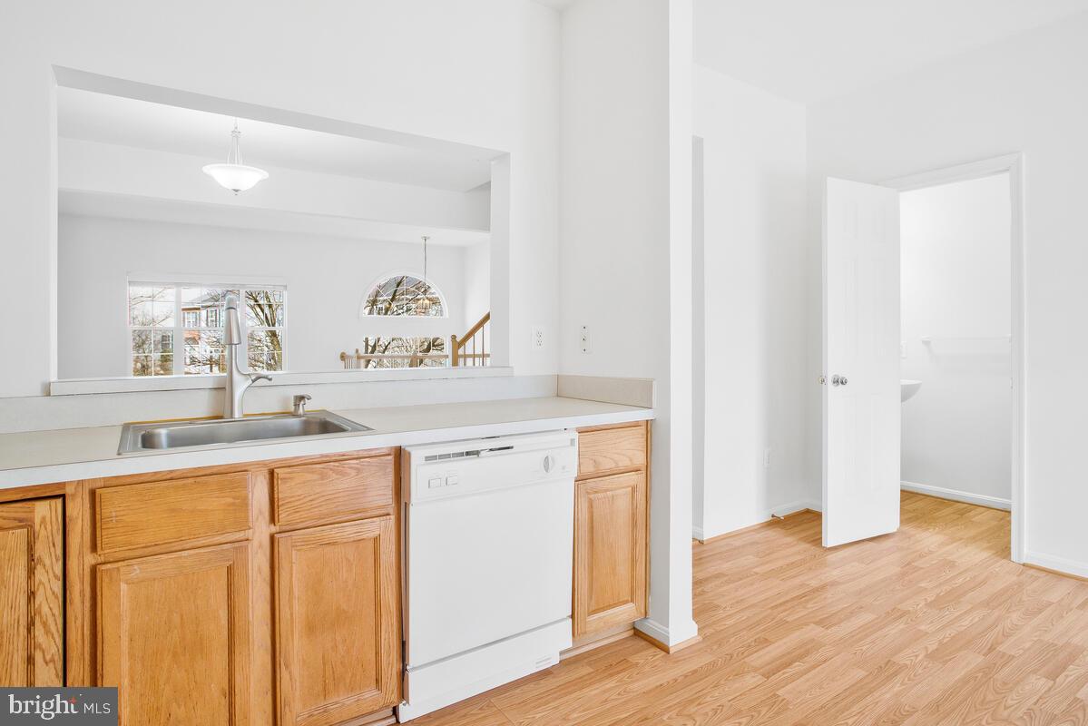 ARBORSIDE AT KENDALL RIDGE - Residential Lease