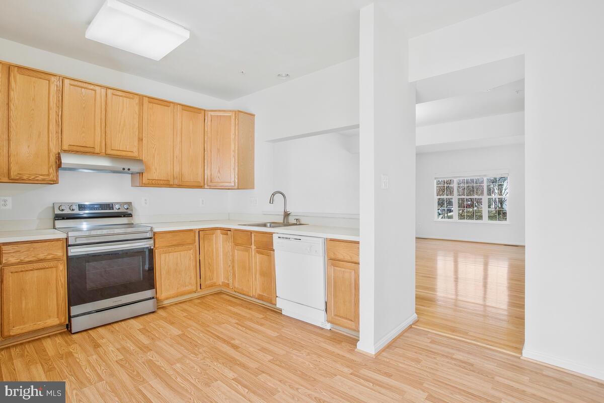 ARBORSIDE AT KENDALL RIDGE - Residential Lease