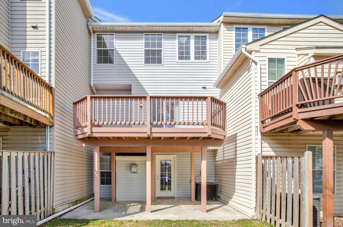 ARBORSIDE AT KENDALL RIDGE - Residential Lease