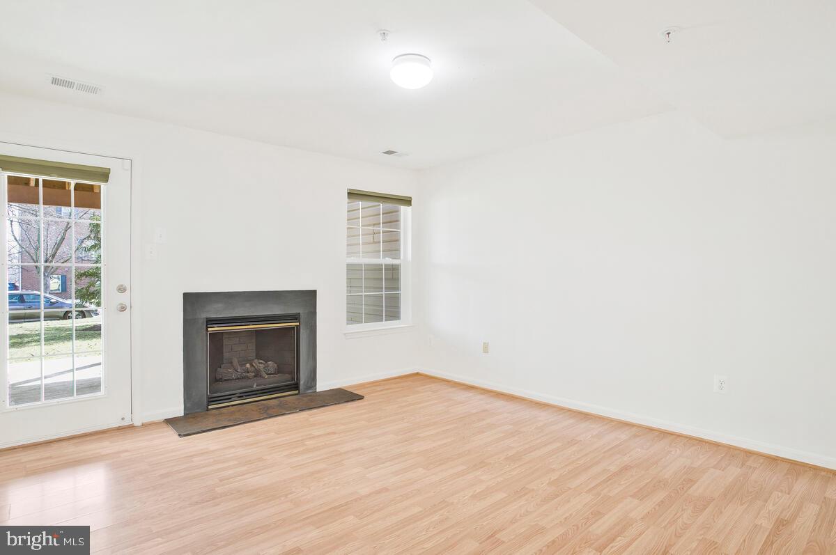 ARBORSIDE AT KENDALL RIDGE - Residential Lease