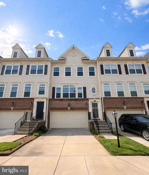 Townhouse For Sale - 841 Oriole Avenue<br/> GLEN BURNIE, MD 21060
