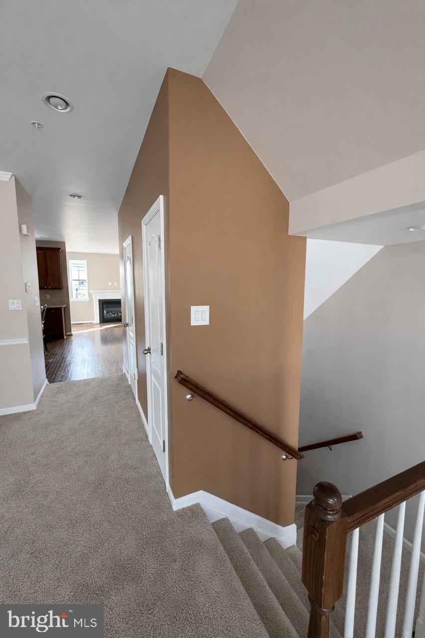 TANYARD SPRINGS - Residential