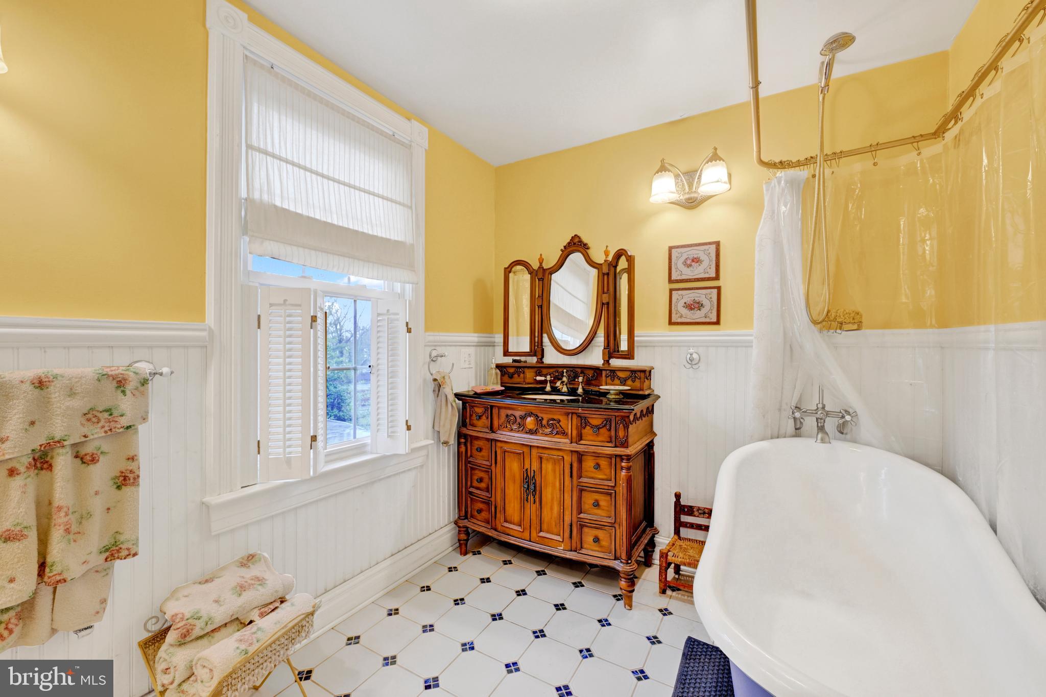 HAMILTON - Residential