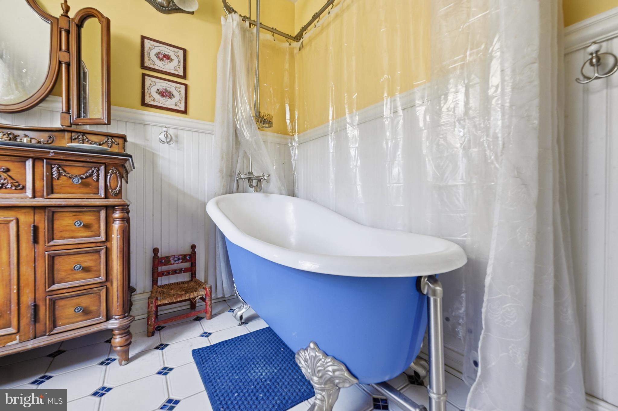 HAMILTON - Residential