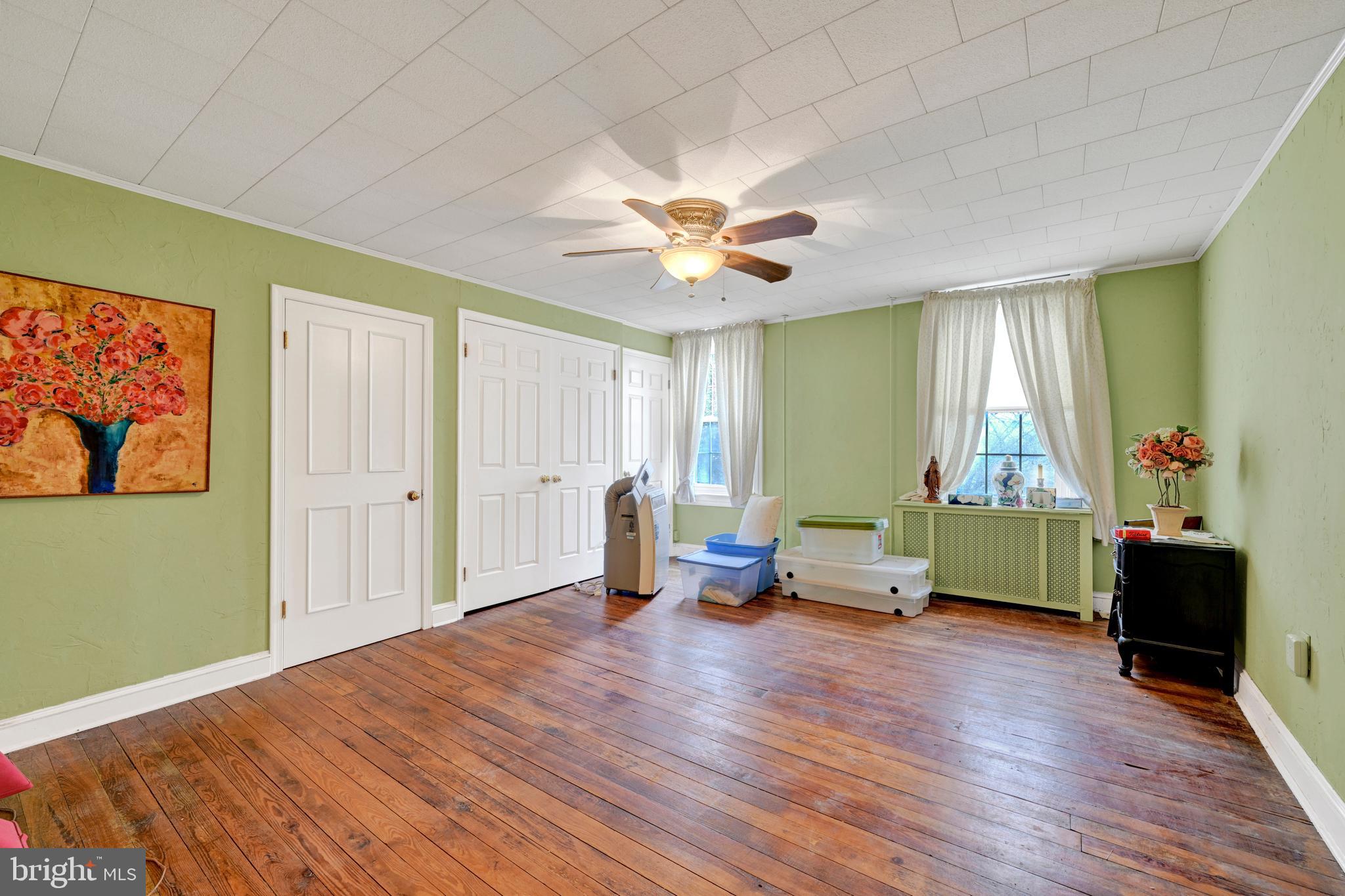 HAMILTON - Residential