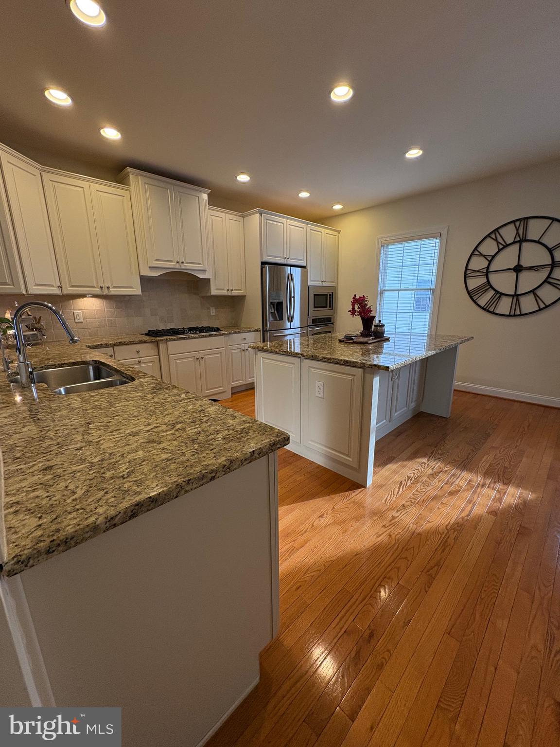 CHRISTINA LANDING - Residential