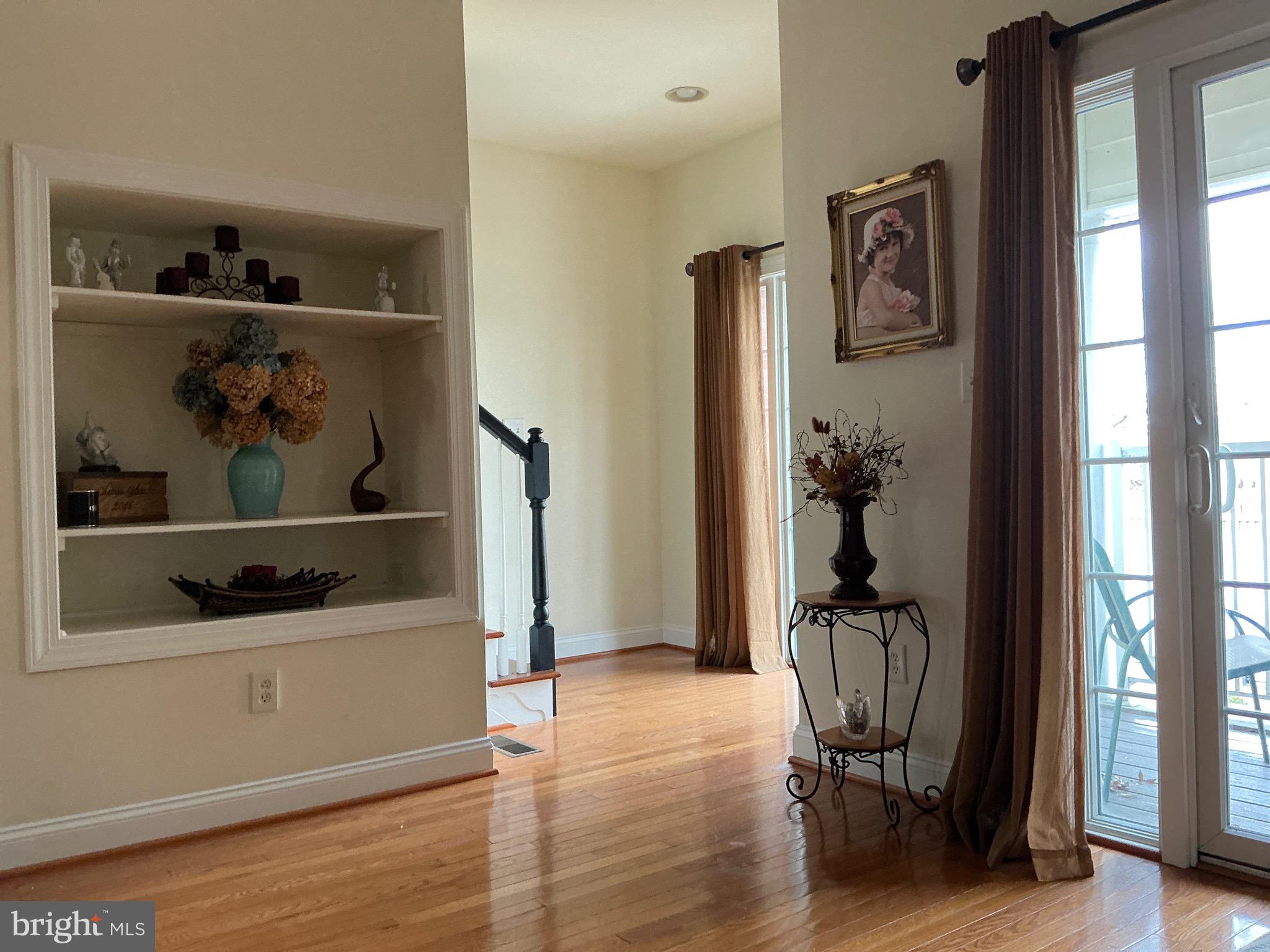 CHRISTINA LANDING - Residential