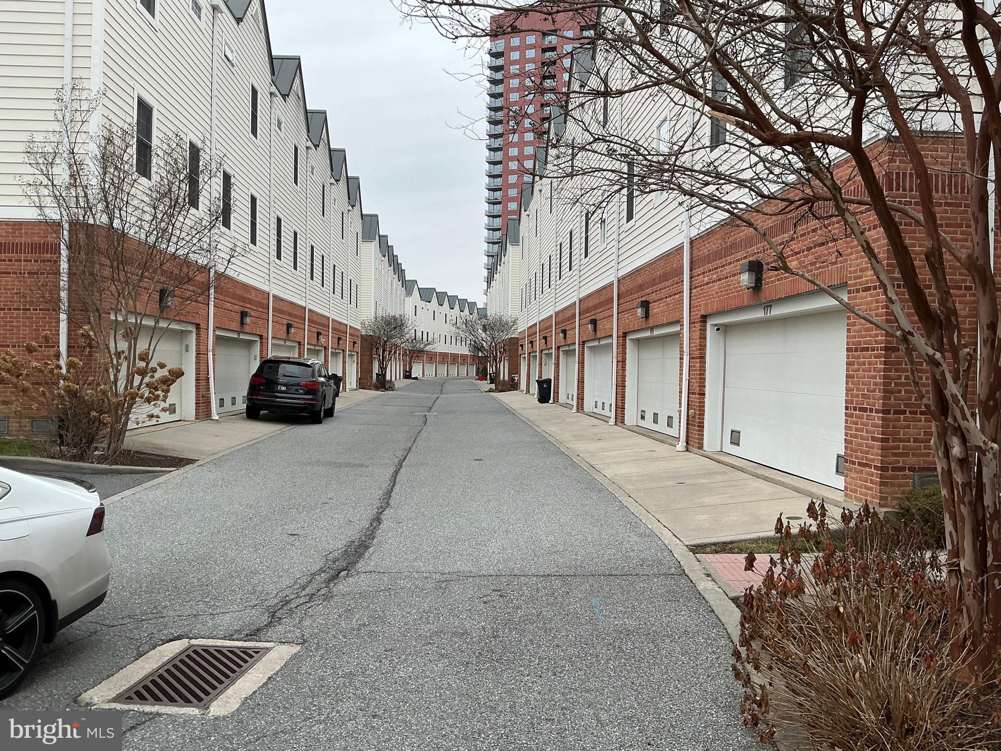 CHRISTINA LANDING - Residential