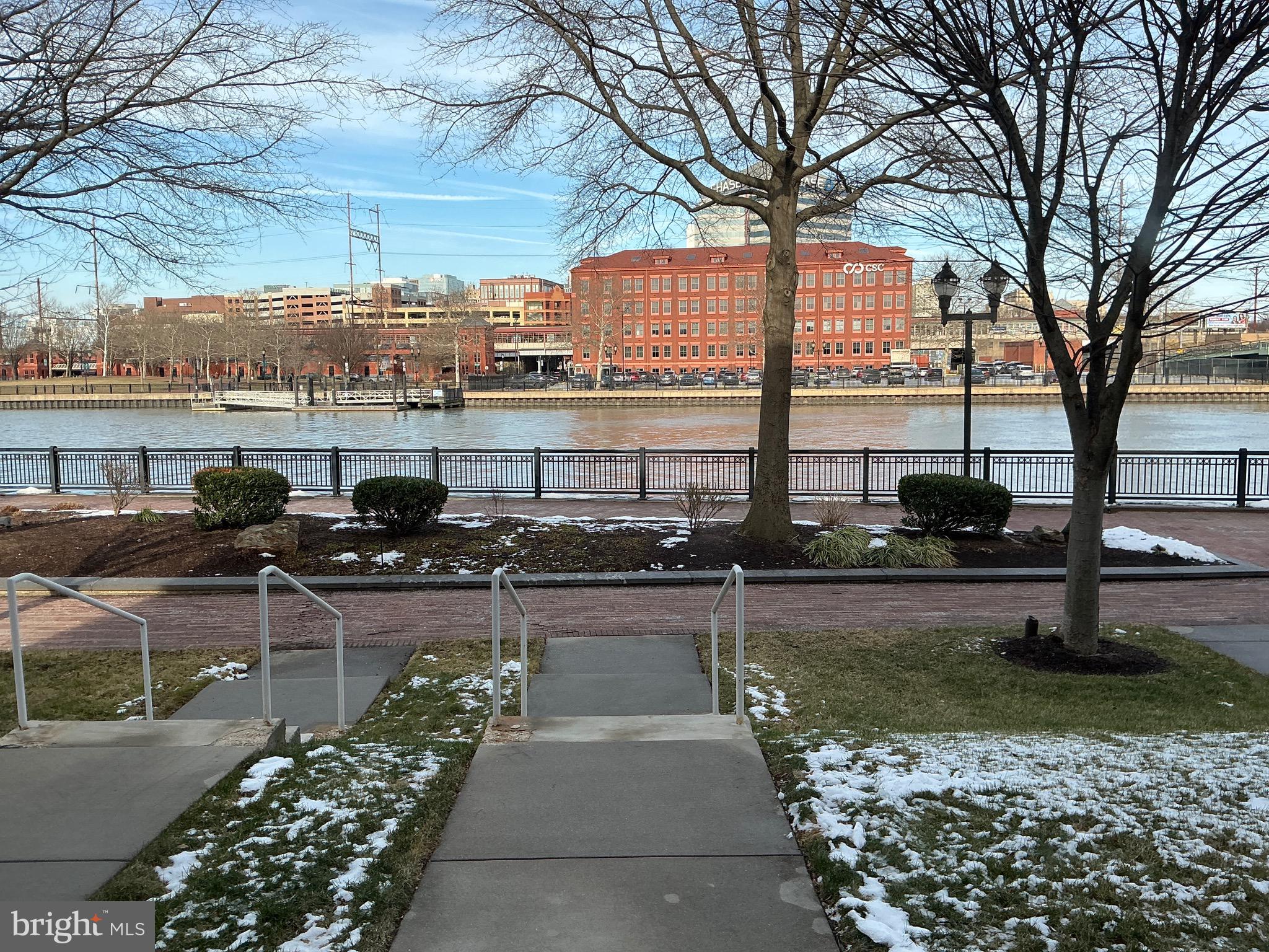 CHRISTINA LANDING - Residential