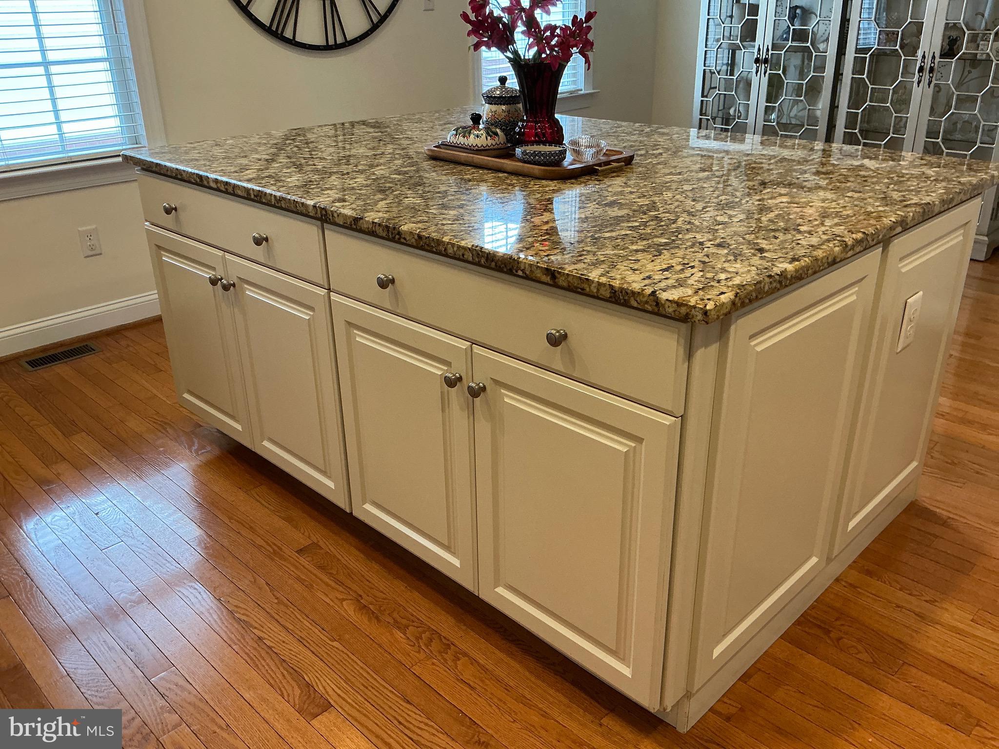 CHRISTINA LANDING - Residential