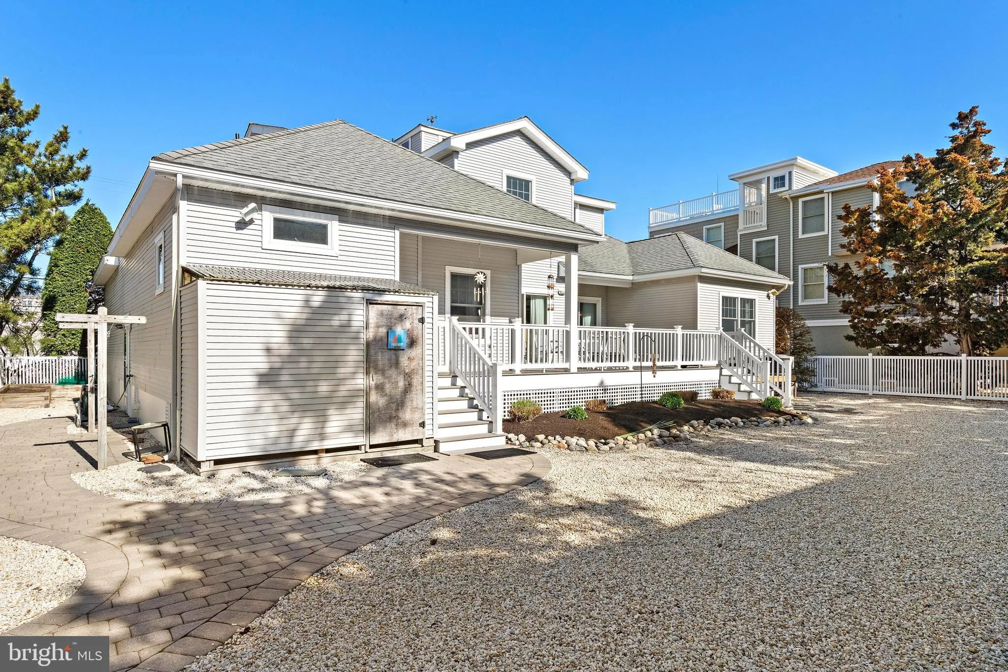 Barnegat Light, New Jersey 08006, United States, 4 Bedrooms Bedrooms, ,3 BathroomsBathrooms,Residential,Active,103259