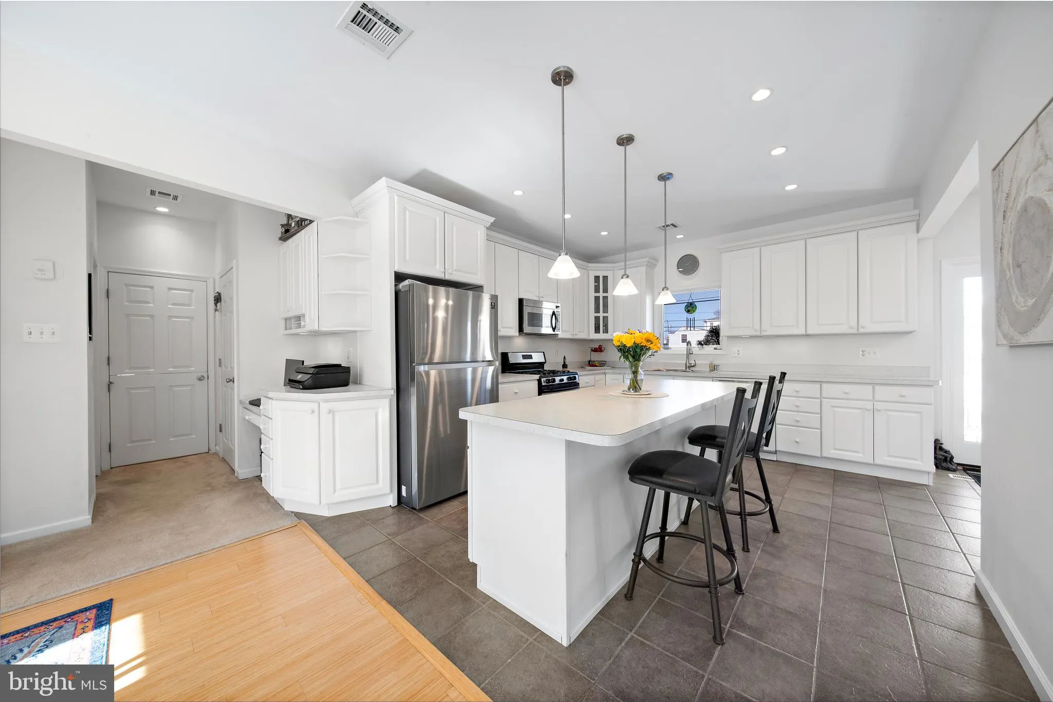 Barnegat Light, New Jersey 08006, United States, 4 Bedrooms Bedrooms, ,3 BathroomsBathrooms,Residential,Active,103259