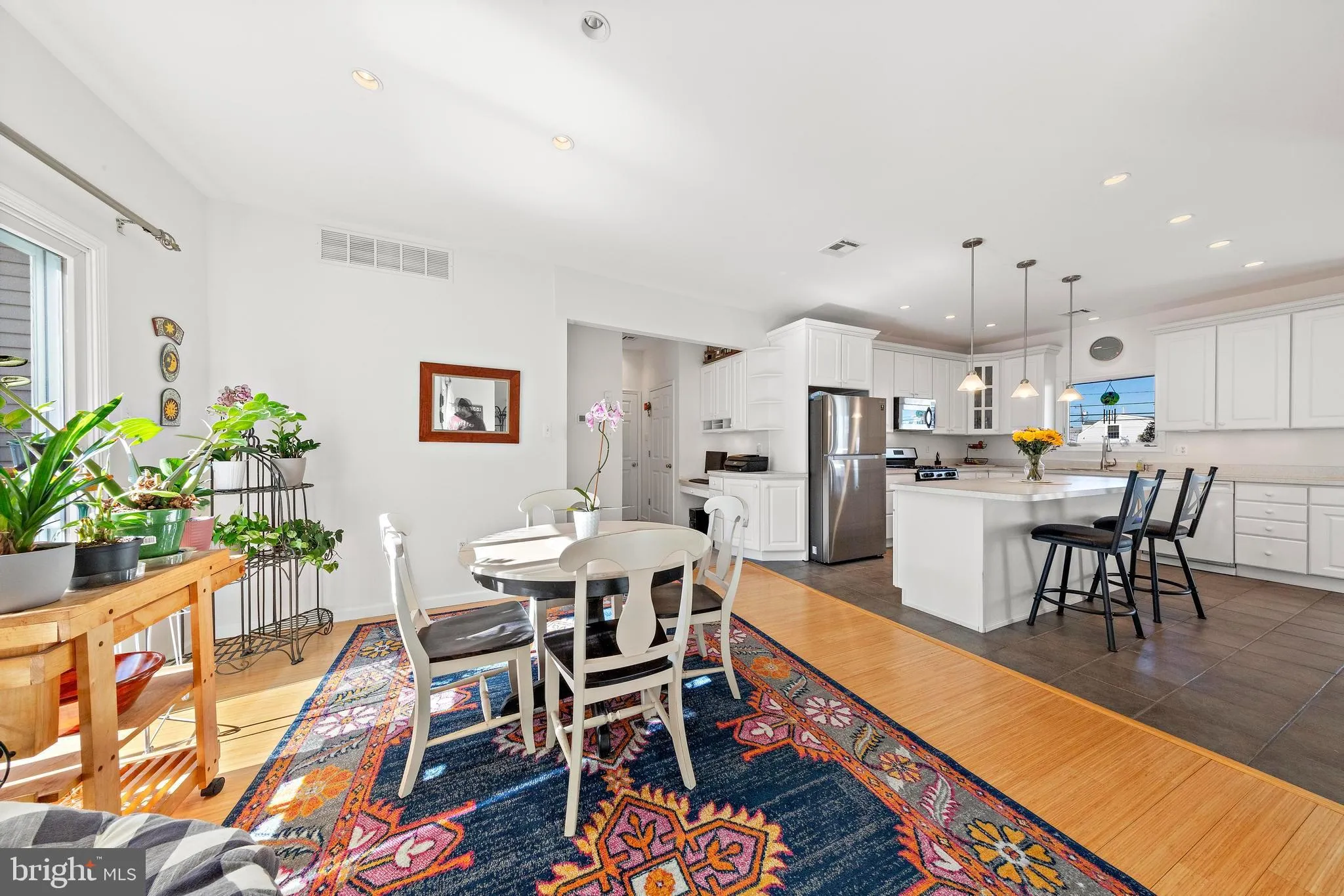 Barnegat Light, New Jersey 08006, United States, 4 Bedrooms Bedrooms, ,3 BathroomsBathrooms,Residential,Active,103259